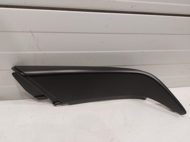 Trim Bezel, RH